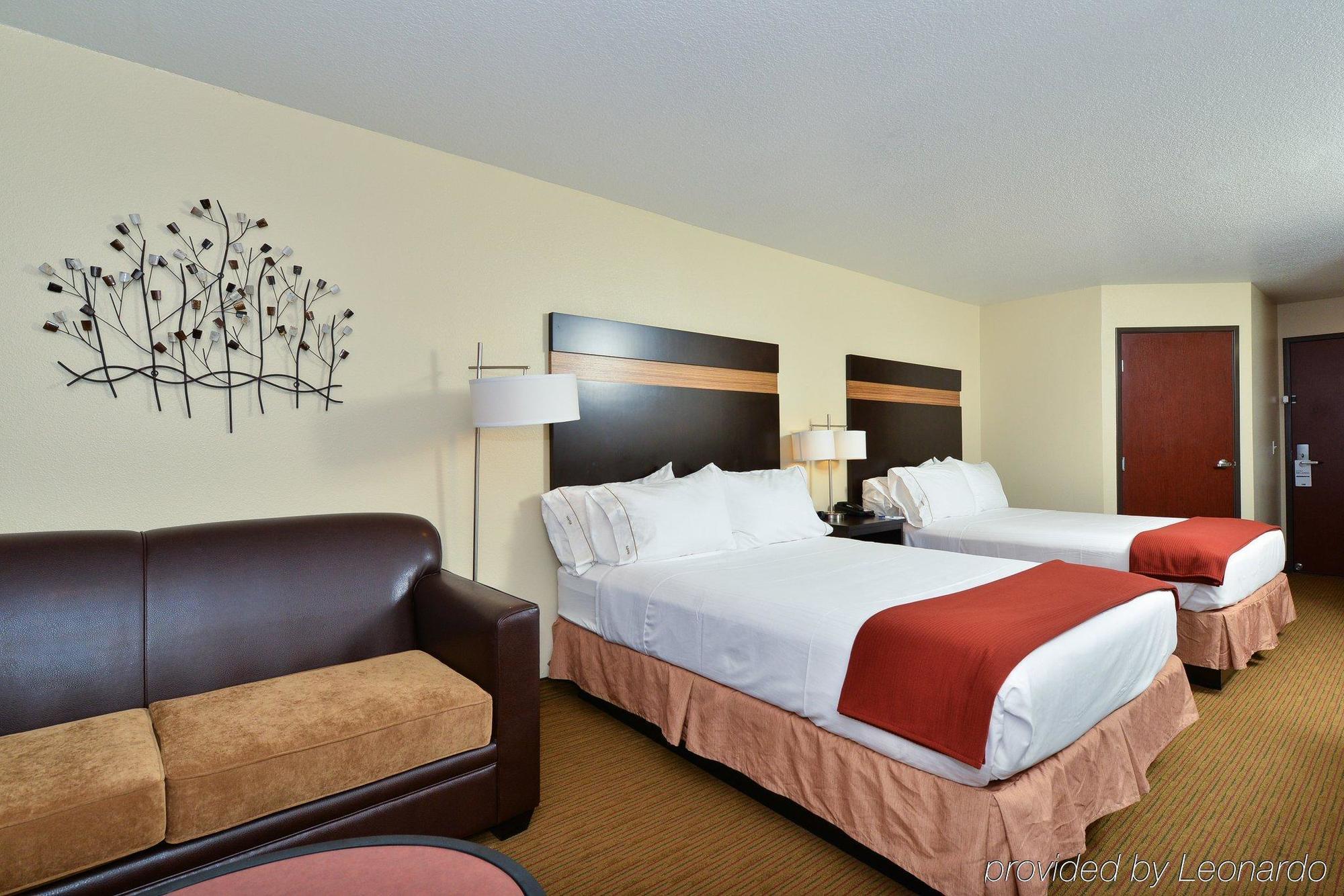 Express Portland Se - Clackamas Area By Ihg